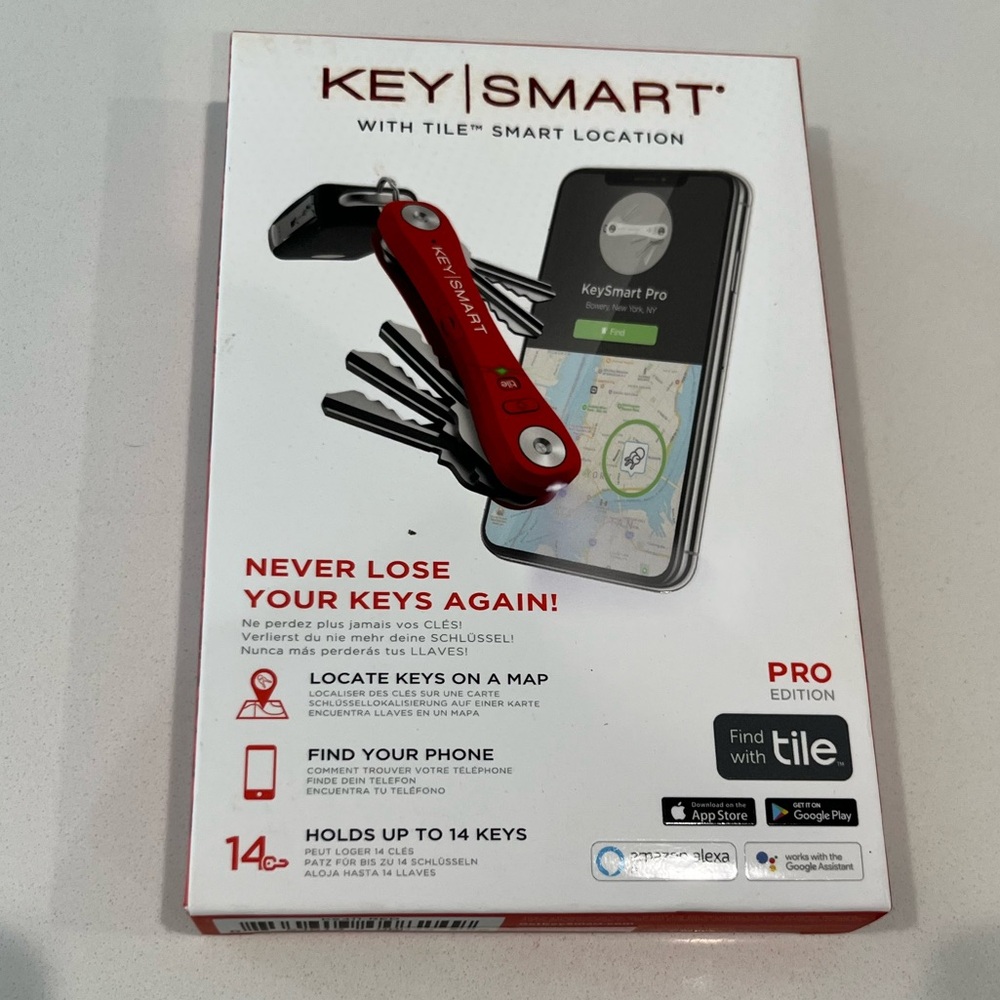 KeySmart Pro Key Organizer with Tile location - Red